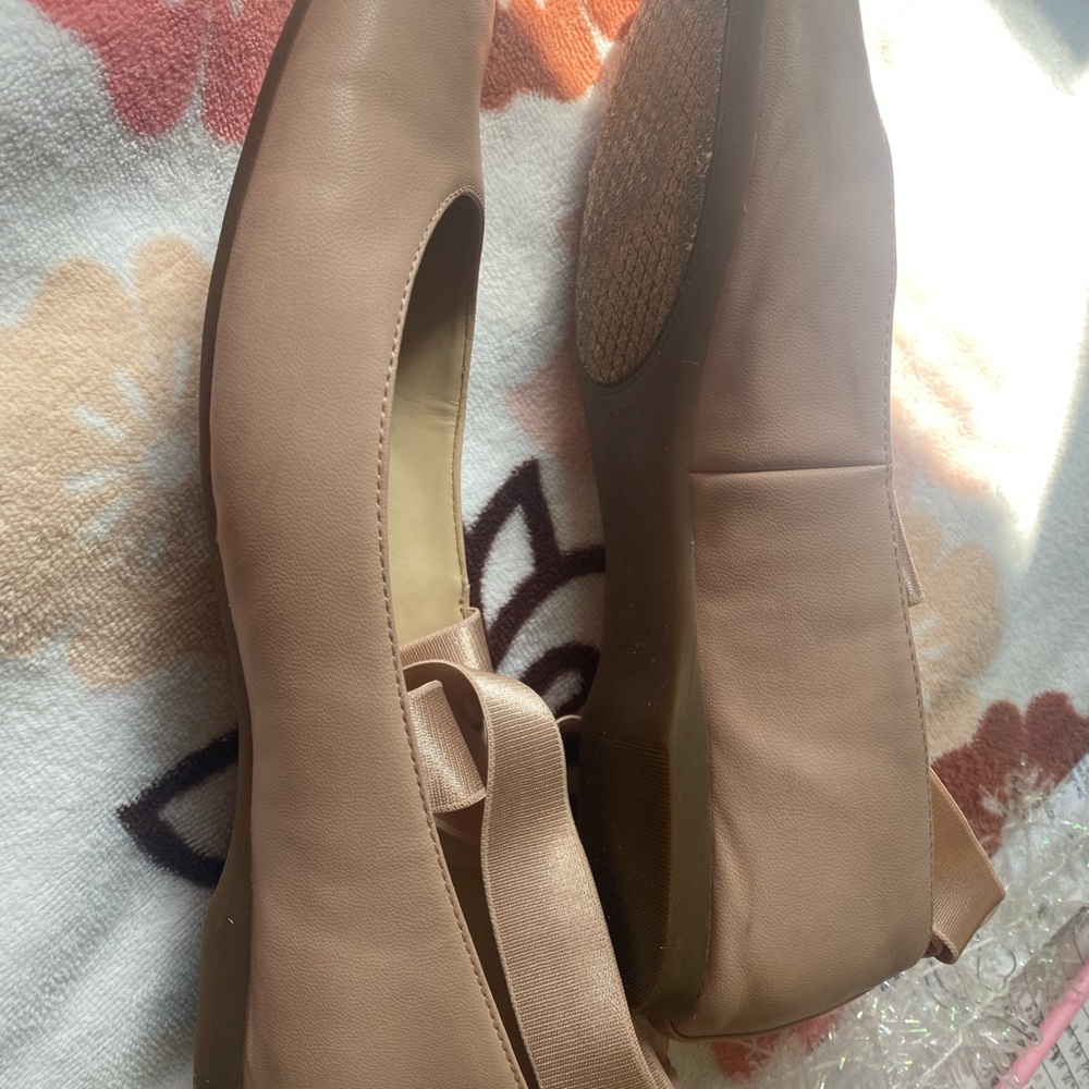 Jessica Simpson leather ballet style flats - Picture 5 of 16